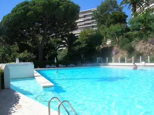 La Mirandole 3 Pieces Vue Mer Golfe-Juan Εξωτερικό φωτογραφία